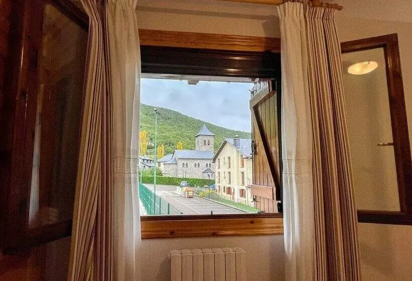 Apartamentos Gavín Biescas 3000