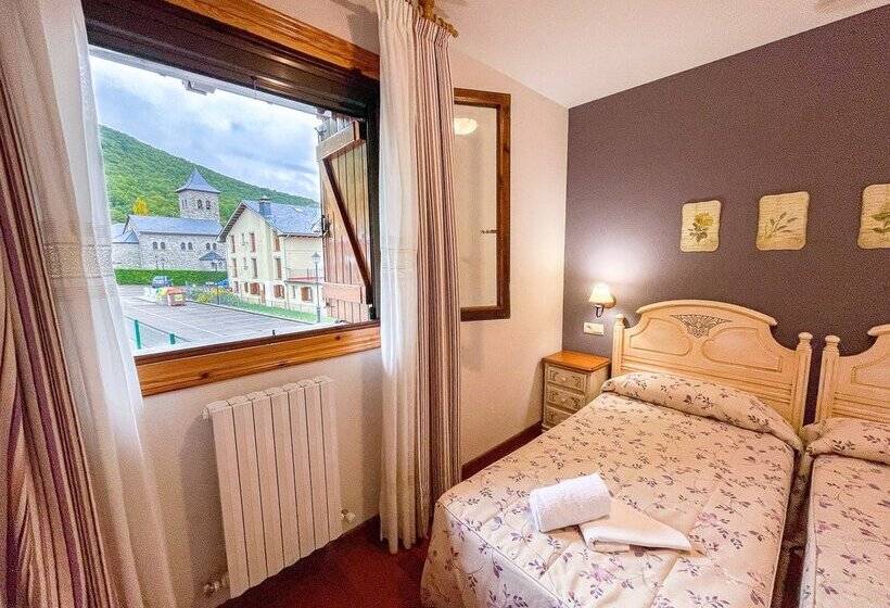 Apartamentos Gavín Biescas 3000