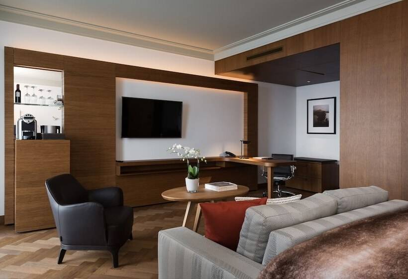 Bürgenstock Hotel & Alpine Spa