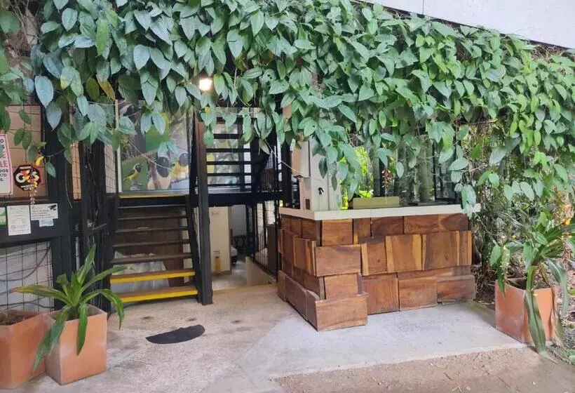 هتل Alojamiento Carriquí