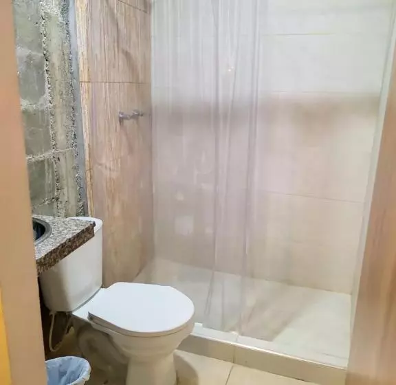 هتل Alojamiento Carriquí