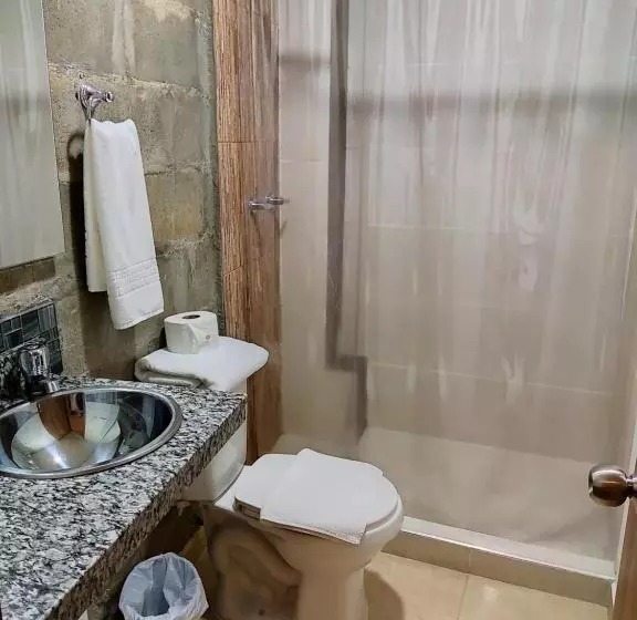 هتل Alojamiento Carriquí