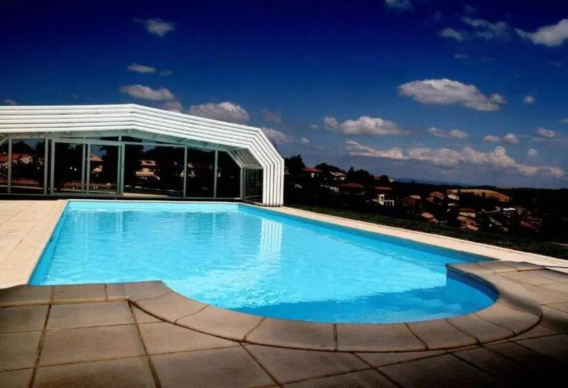 هتل Logis Hôtel   Auberge Du Pastel   Hôtel 3 étoiles Et Restaurant