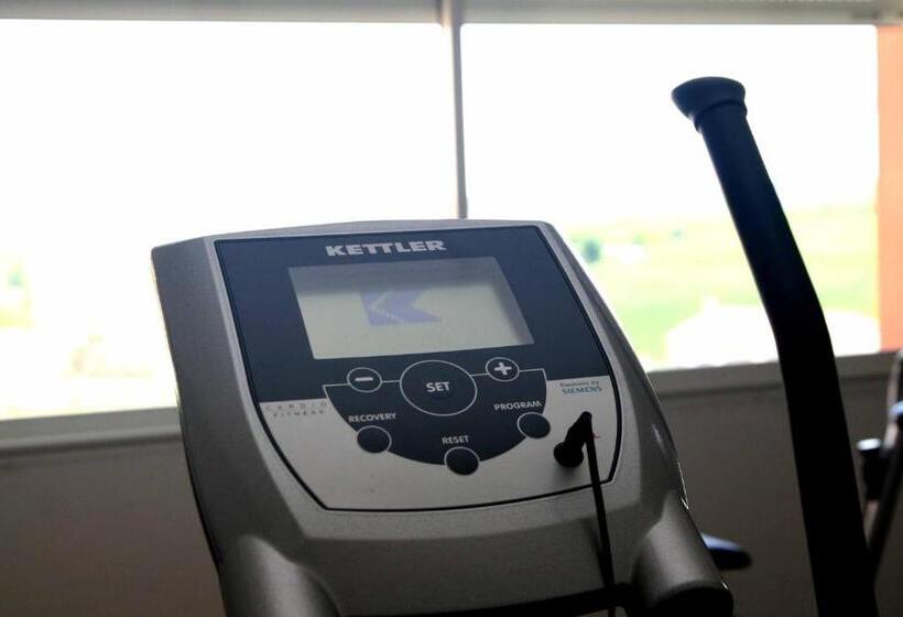 בית מלון כפרי Logis Hôtel   Auberge Du Pastel   Hôtel 3 étoiles Et Restaurant