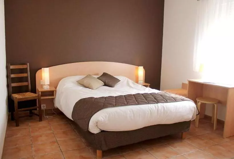 هتل Logis Hôtel   Auberge Du Pastel   Hôtel 3 étoiles Et Restaurant