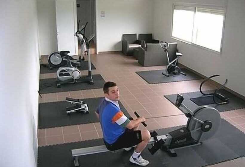 בית מלון כפרי Logis Hôtel   Auberge Du Pastel   Hôtel 3 étoiles Et Restaurant