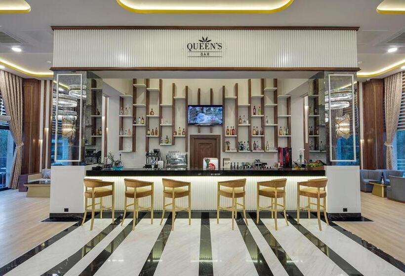 هتل Aydinbey Queen S Palace & Spa   Ultra All Inclusive