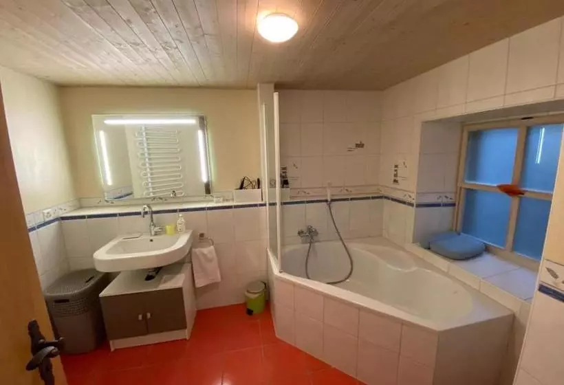 هتل Chez Alain Prevu By Stay Swiss