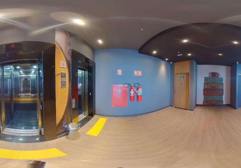 בית מלון כפרי Ibis Natal