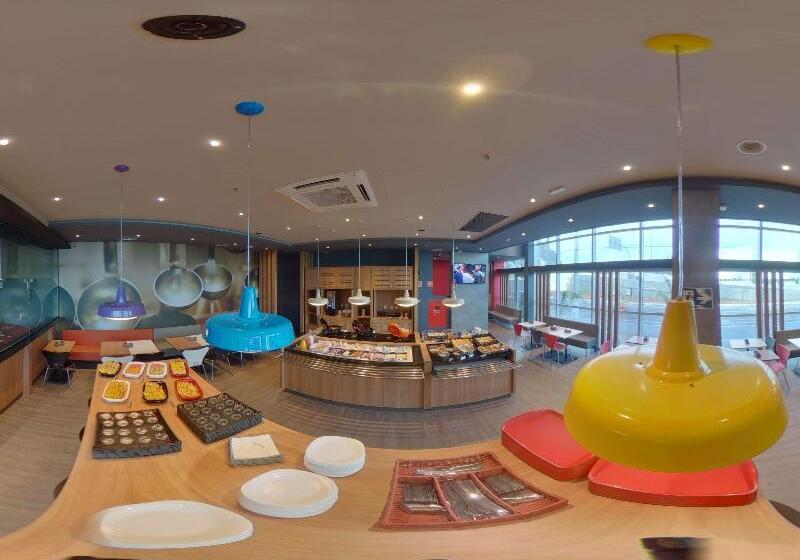 בית מלון כפרי Ibis Natal