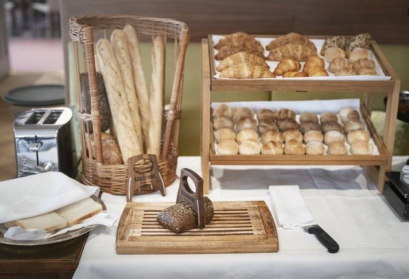 Szálloda La Couronne Atelier Dependance