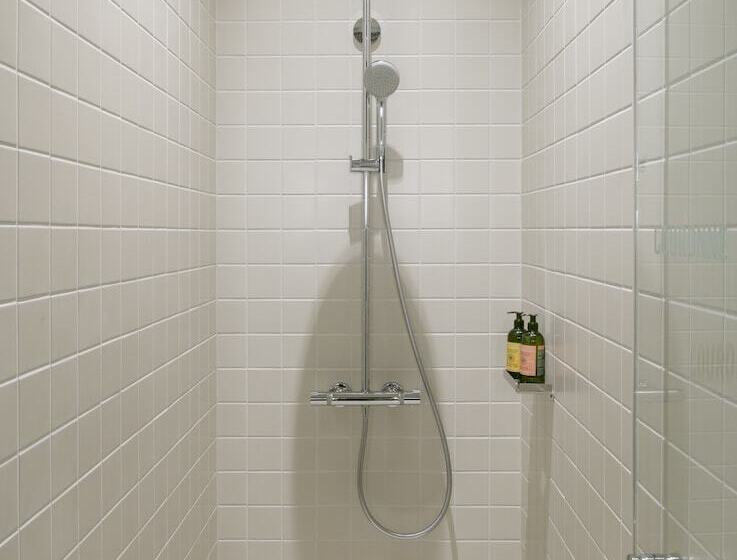 Szálloda La Couronne Atelier Dependance