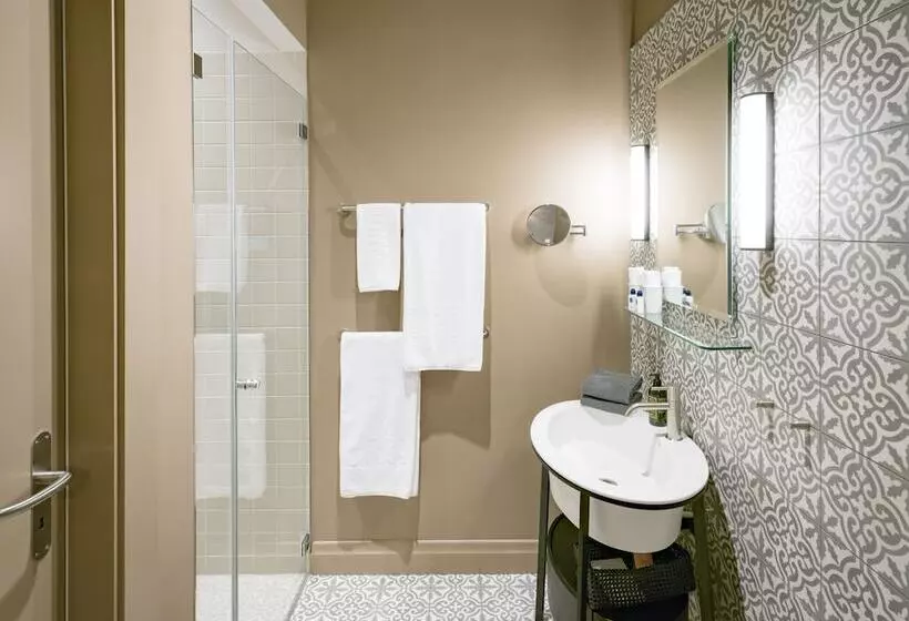 Hotelli La Couronne Atelier  Dependance