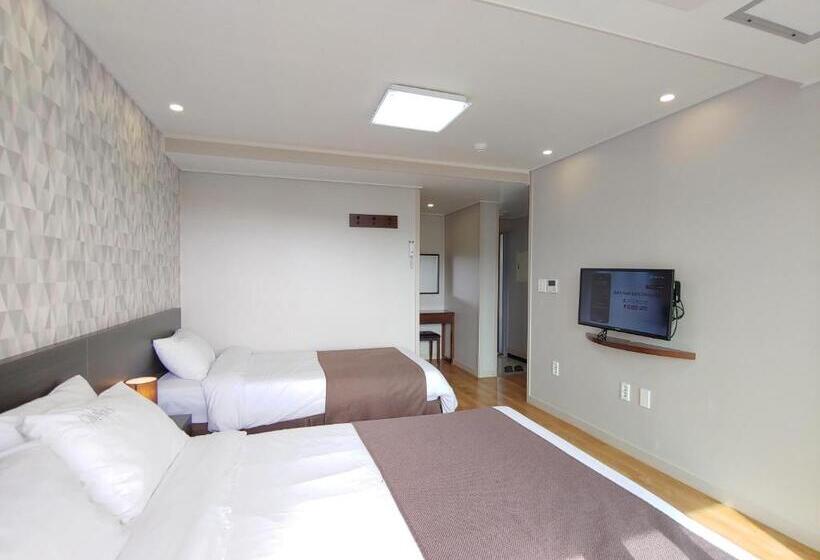 ホテル Jeju Lavender