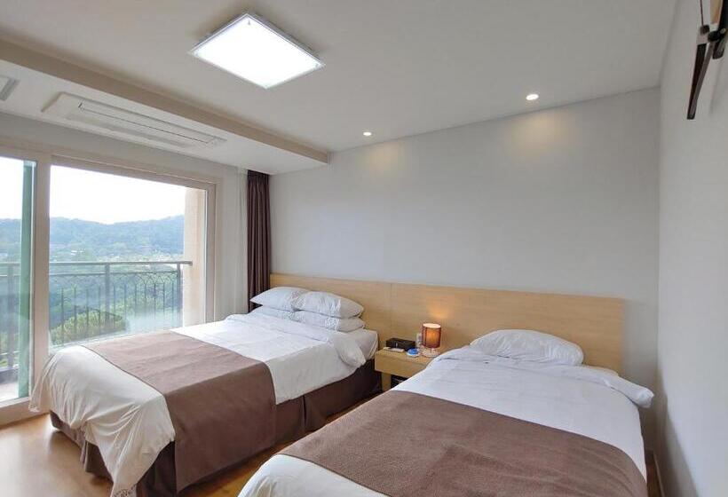 ホテル Jeju Lavender