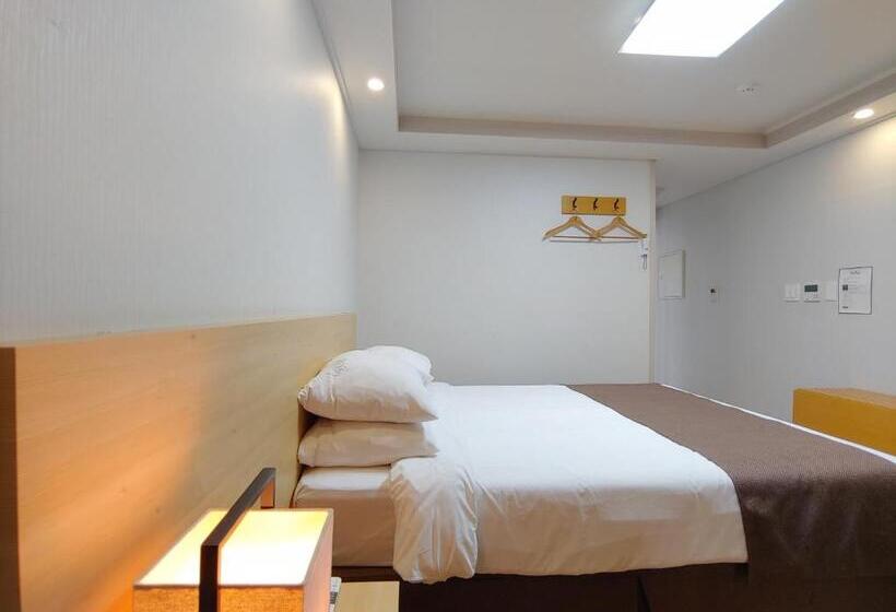 ホテル Jeju Lavender