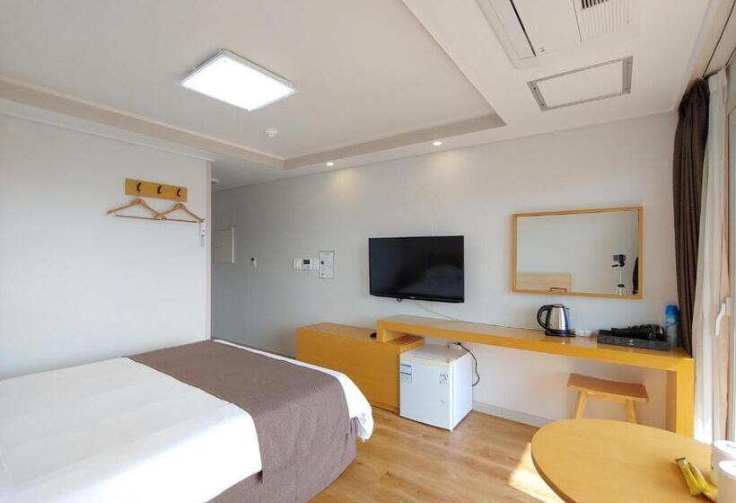 ホテル Jeju Lavender