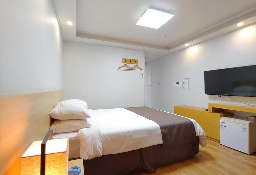 ホテル Jeju Lavender