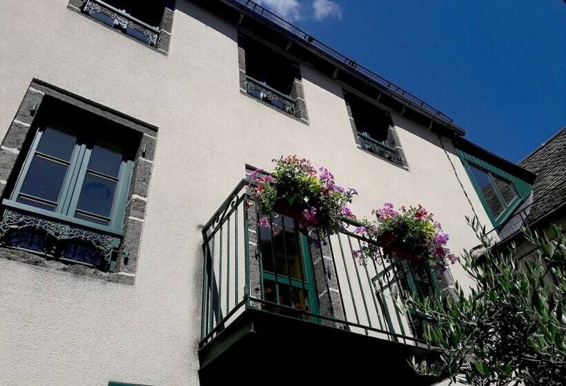 فندق Logis Hôtel Du Midi