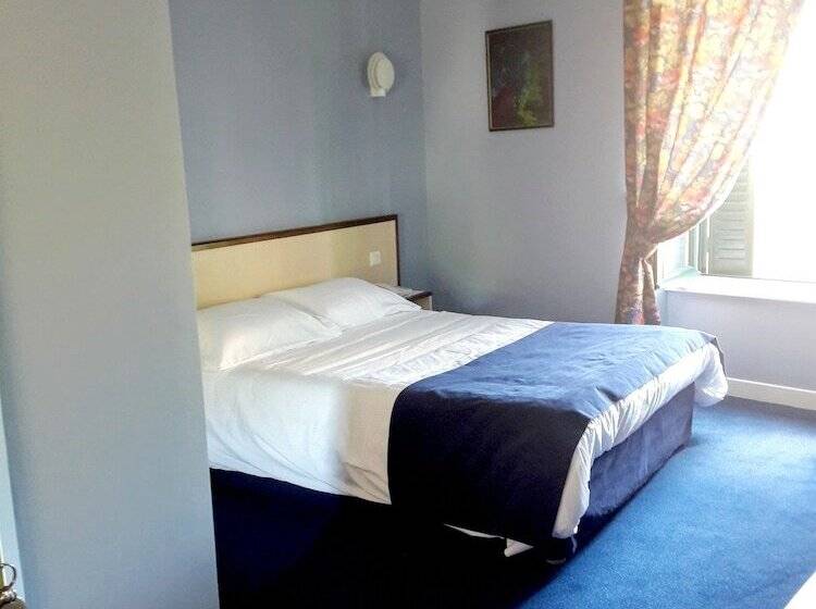 فندق Logis Hôtel Du Midi