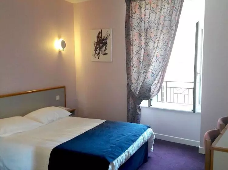 ホテル Logis Hôtel Du Midi