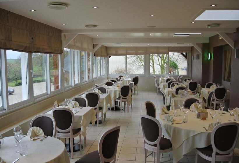 בית מלון כפרי Hôtel Restaurant & Spa Le Val Moret