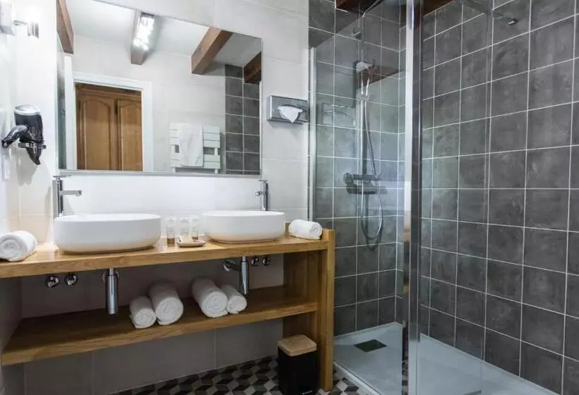 Hotelli Maison Zugno Hôtel & Spa