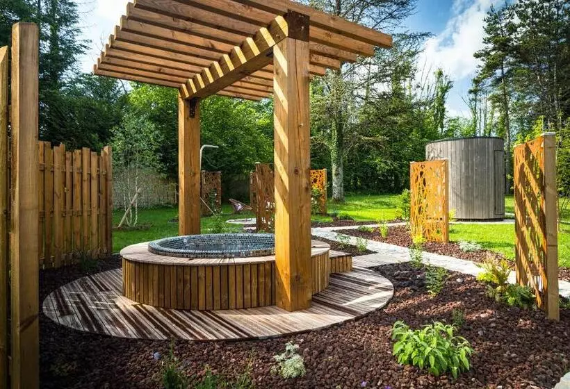 Hotelli Maison Zugno Hôtel & Spa