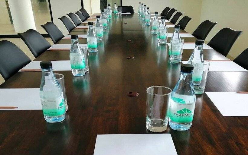 בית מלון כפרי Phu Dahla Residences