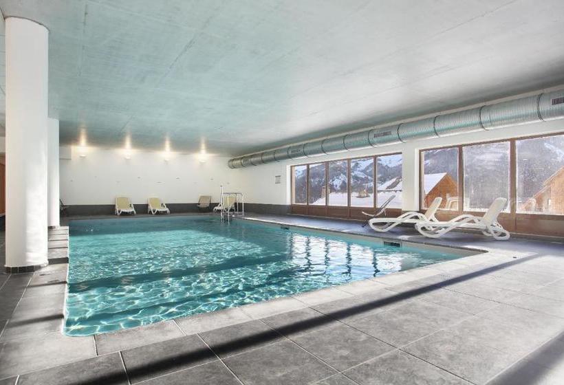 בית מלון כפרי Résidence Odalys Le Village De Praroustan