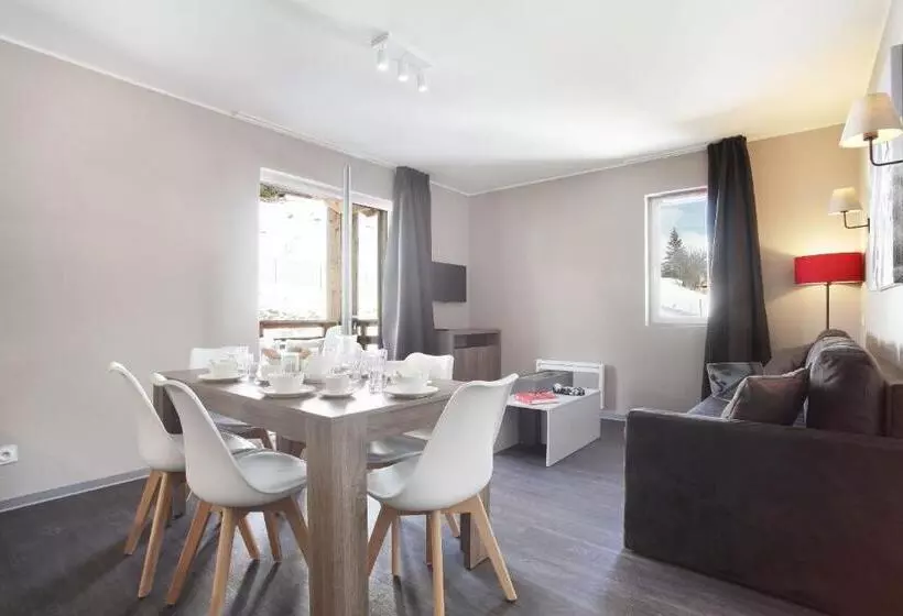 ホテル Résidence Odalys Le Village De Praroustan