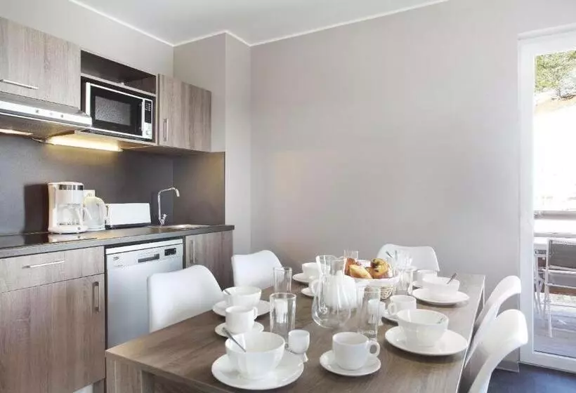 ホテル Résidence Odalys Le Village De Praroustan