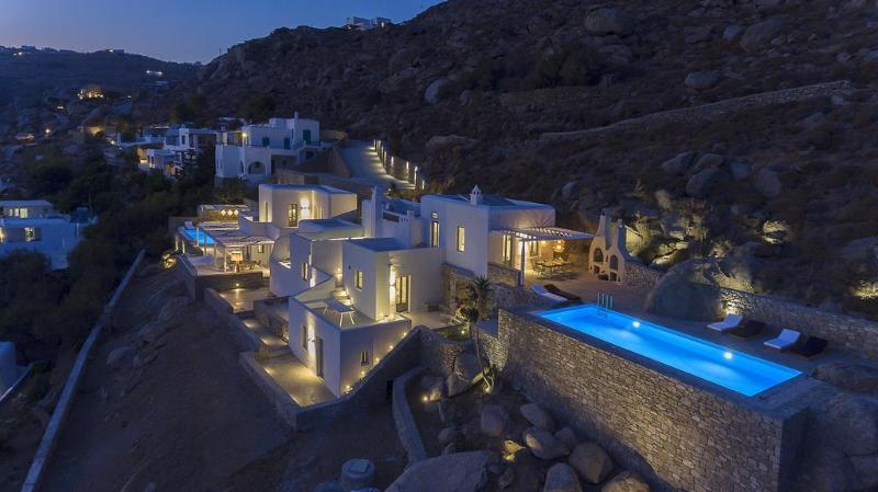 Отель Sealine Villas