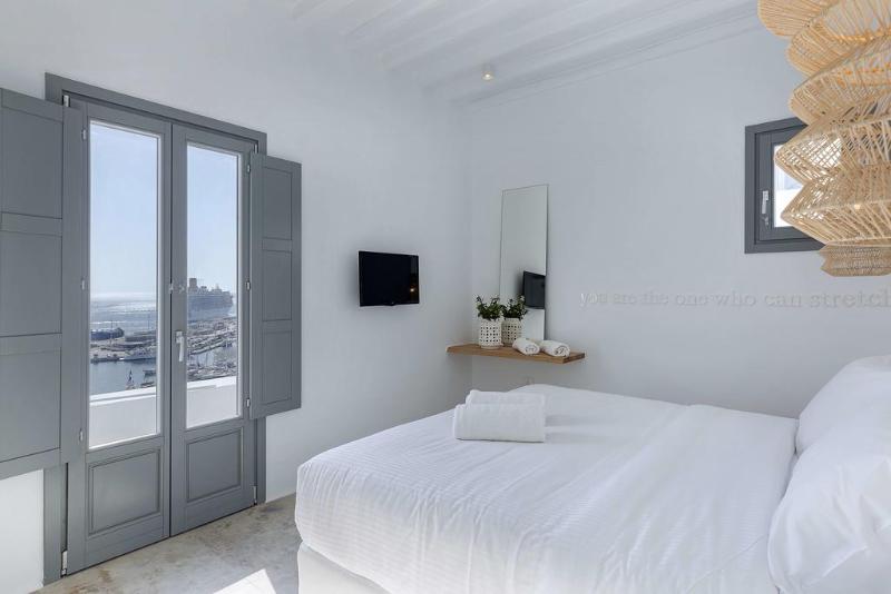 Отель Sealine Villas