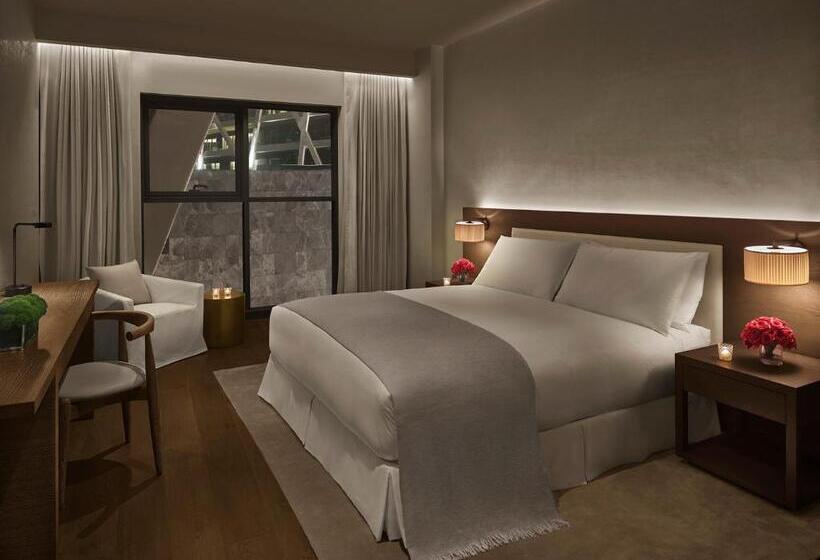 Hotel The Abu Dhabi Edition