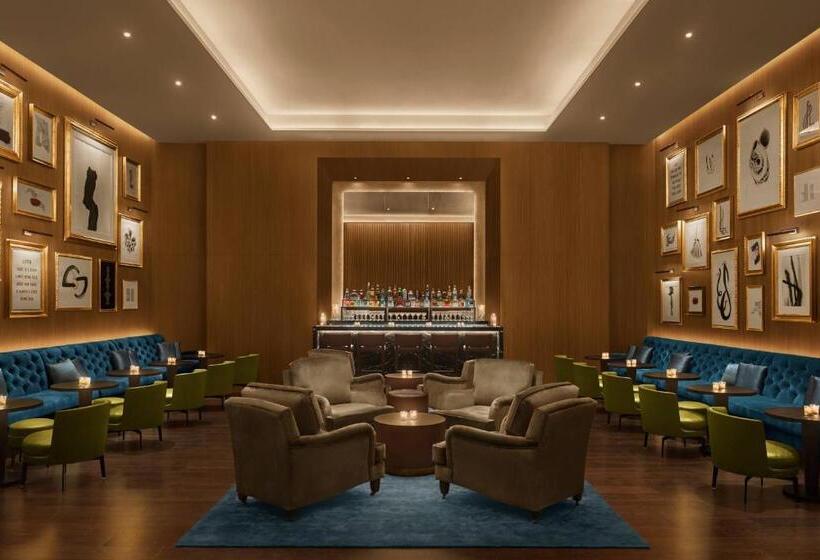 Hotel The Abu Dhabi Edition