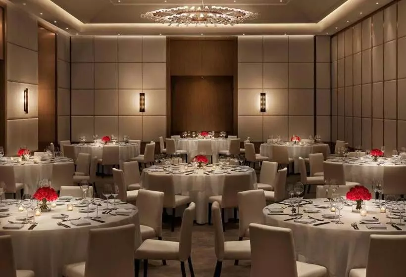 Hotelli The Abu Dhabi Edition