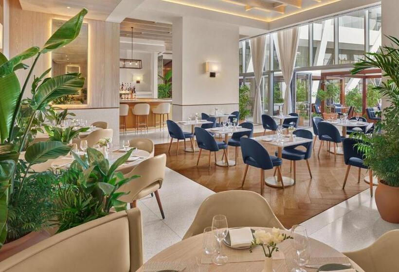 Hotel The Abu Dhabi Edition