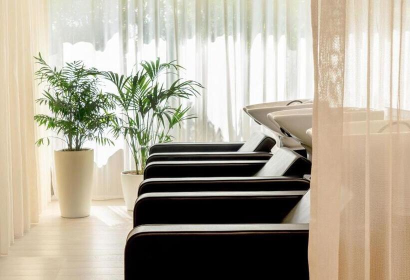 Hotel The Abu Dhabi Edition