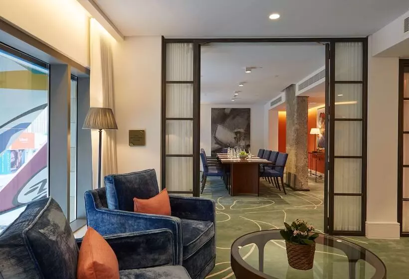 هتل The Merchant House