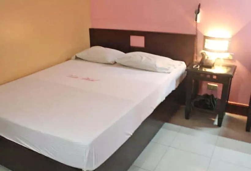 Hotel Vista Apartelle & Restaurant