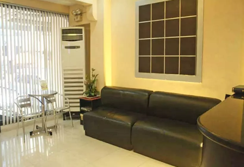 Hotel Vista Apartelle & Restaurant