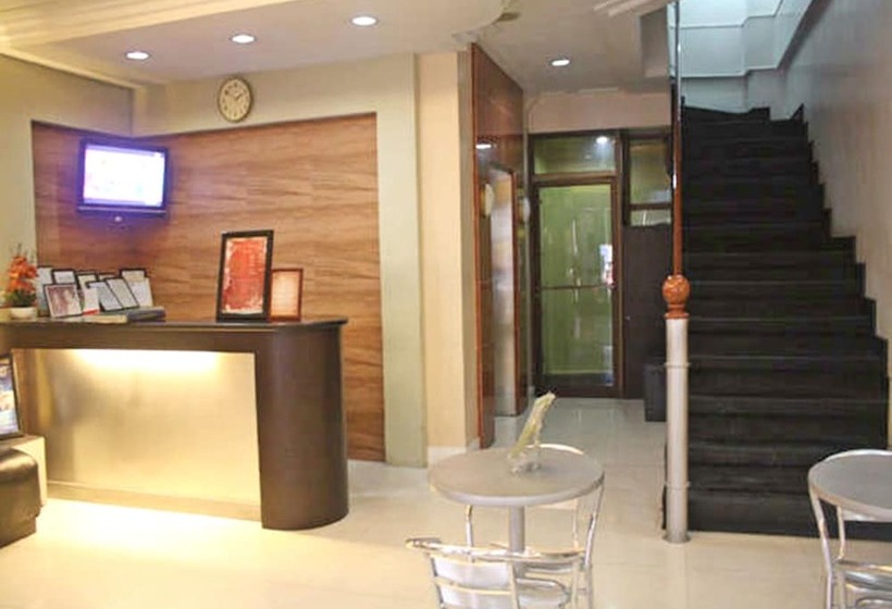 בית מלון כפרי Vista Apartelle & Restaurant