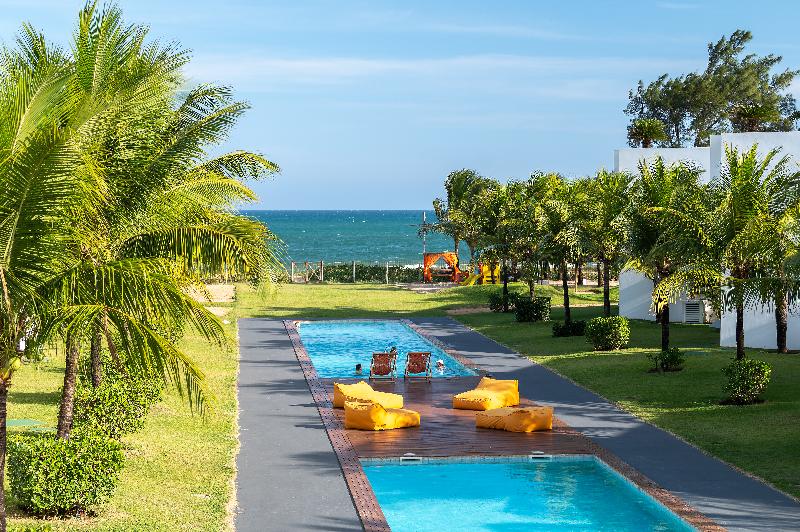 בית מלון כפרי B Blue Beachouses