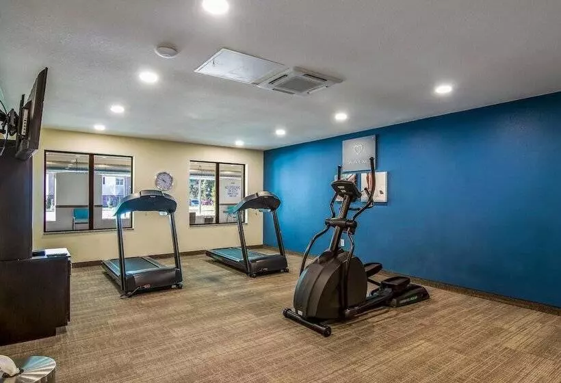 Hotelli Comfort Suites