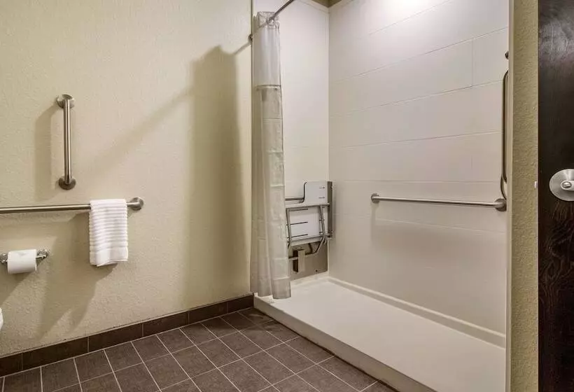 Hotelli Comfort Suites