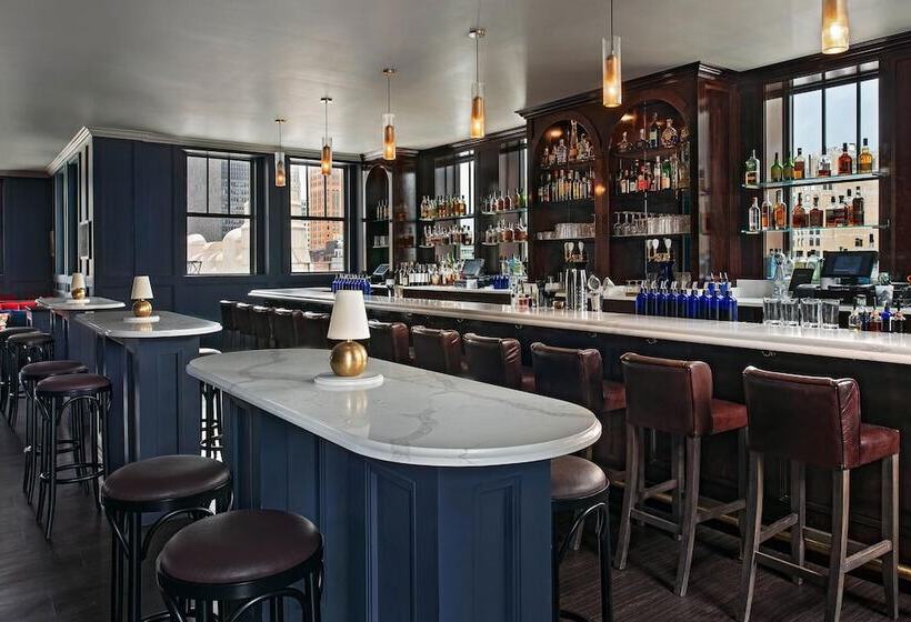 هتل Element Detroit At The Metropolitan