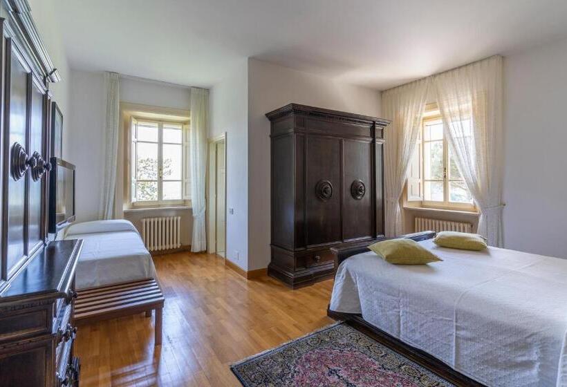 هتل Il Castellaro Country House