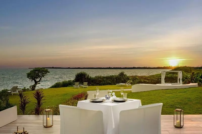 Iraph Sui, A Luxury Collection Hotel, Miyako Okinawa