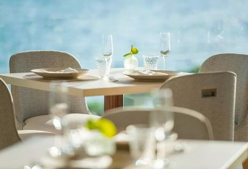 Iraph Sui, A Luxury Collection Hotel, Miyako Okinawa